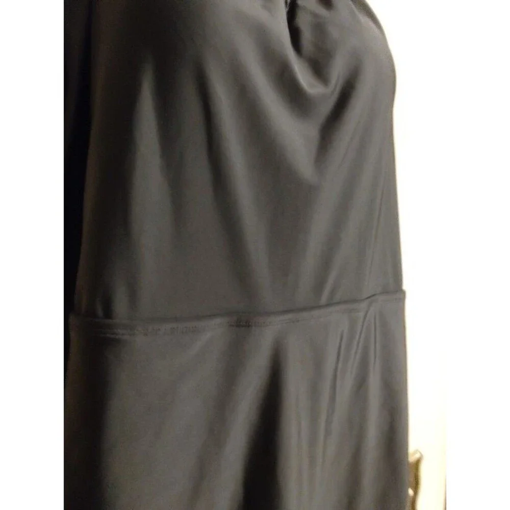 New with tag Women Swimsuits for All Black One Piece Swim Dress w Briefs Size 22